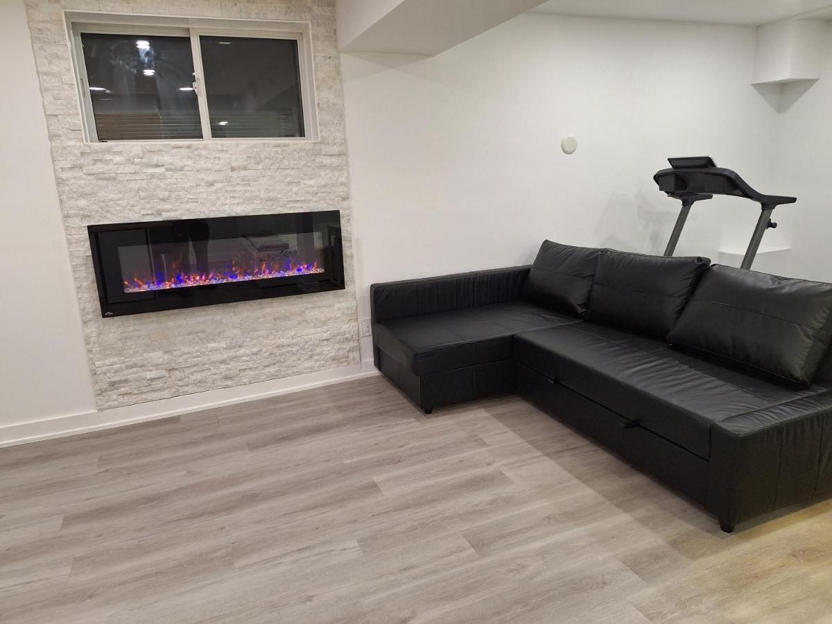 Independent Basement Studio Suite Ottawa Exterior photo